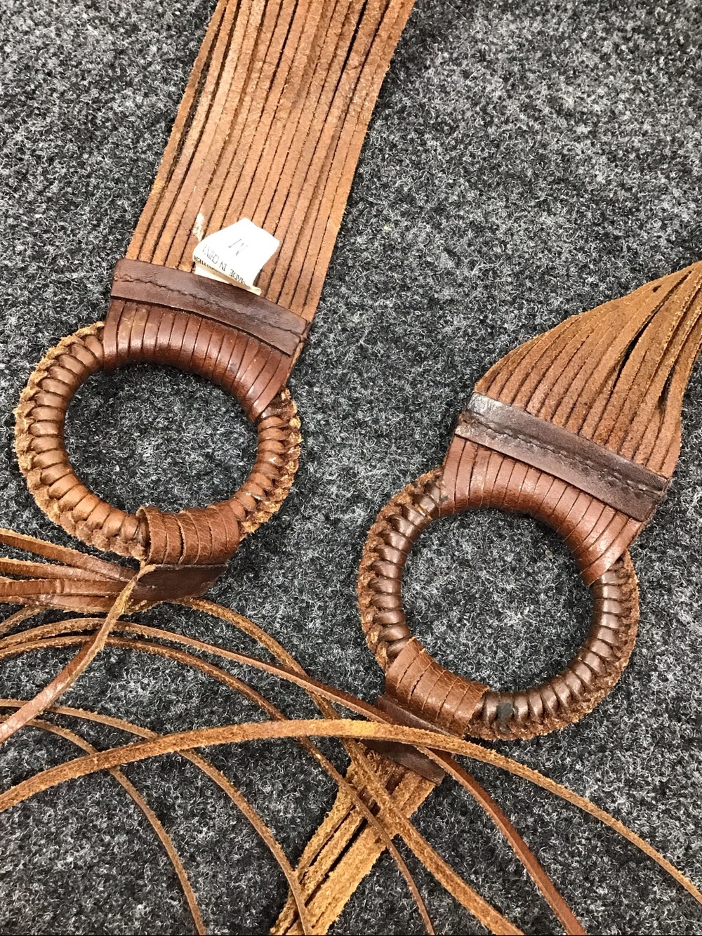 Vintage 70’s boho wide leather multi strand ring fringe tie cinch belt - Picture 7 of 10